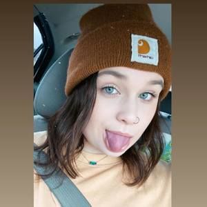 Meet your Posher, Brittany